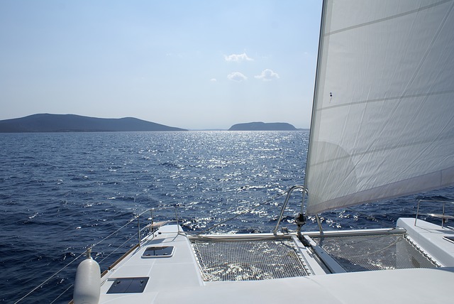 Explore the Kaleidoscope of Aquamarine Waters - BVI Catamaran Charter